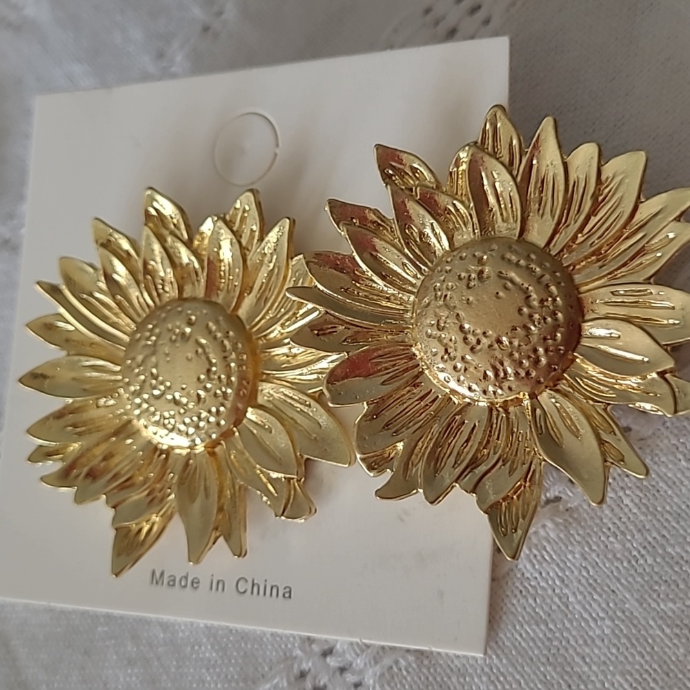 Sunflower Earrings 🌻